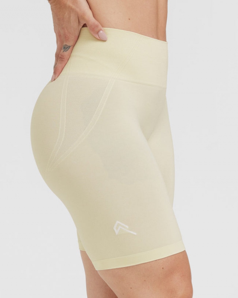 Oner Active Effortless Seamless Cycling Korte Broek Lichtgeel | ECV-982574