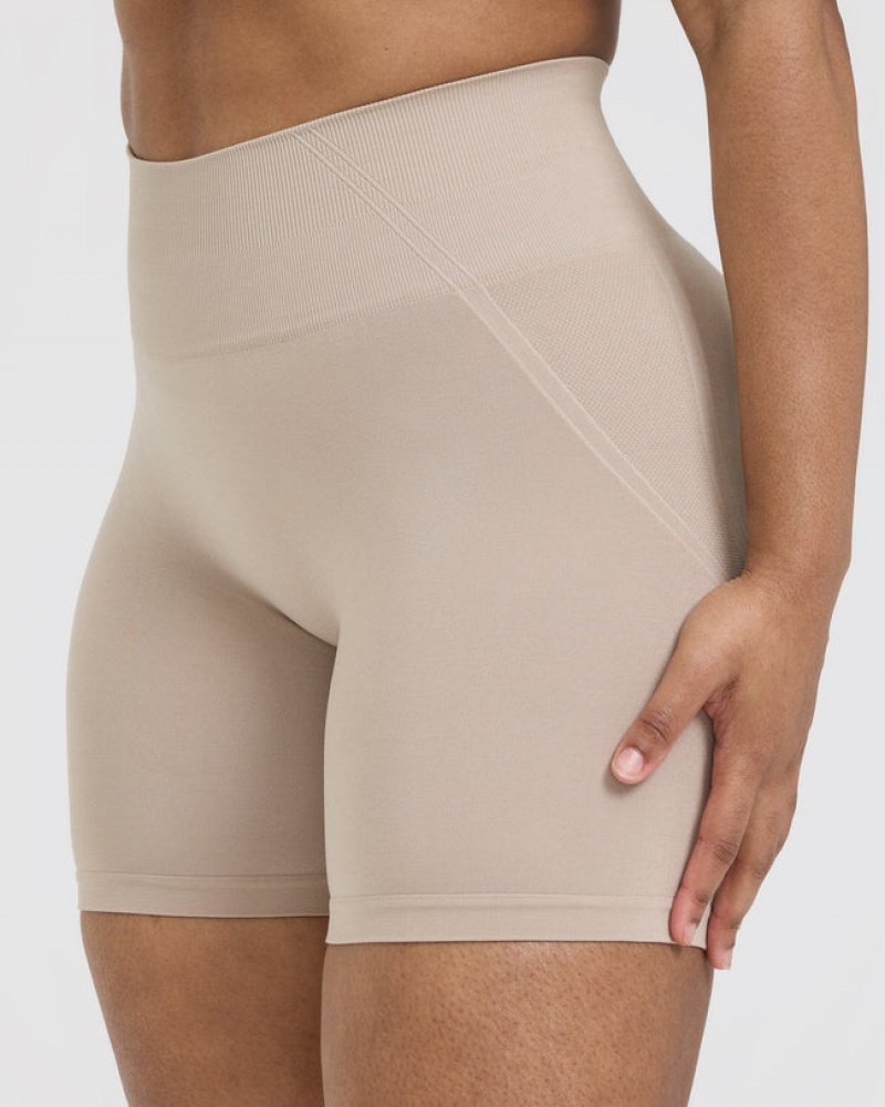 Oner Active Effortless Seamless Korte Broek Lichtbruin | LDT-598436